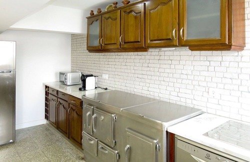 Rates Villa | Beautiful private villa for 10 guests with WIFI, private pool, A/C, TV and terrace