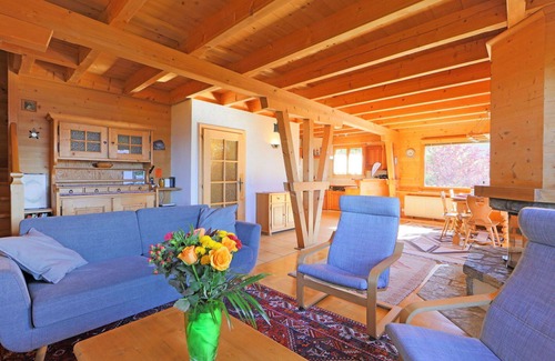 Barboleusaz House | Beautiful private villa for 8 guests with WIFI, TV and terrace