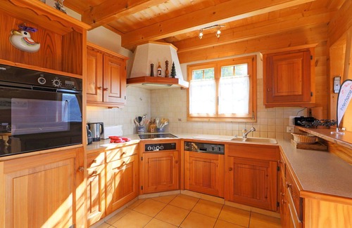 Barboleusaz House | Beautiful private villa for 8 guests with WIFI, TV and terrace
