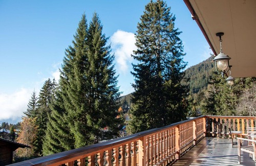 Villars-sur-Ollon House | Beautiful private villa for 10 guests with WIFI, TV, terrace and parking