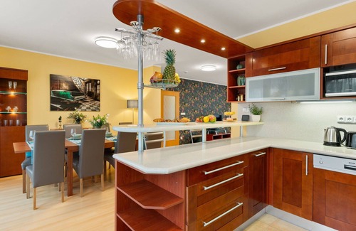 Dolni Chabry Villa | Beautiful private villa for 8 guests with WIFI, TV and terrace