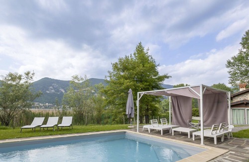 Cremignane Villa | Beautiful private villa for 6 guests with private pool, A/C, WIFI, TV, patio and pets allowed