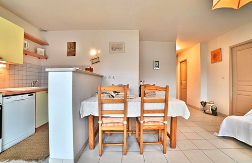 Domino House | Beautiful private villa for 5 guests with WIFI, TV, terrace and pets allowed