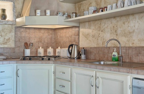 Gajana Villa | Beautiful private villa with WIFI, private pool, TV, terrace, pets allowed and panoramic view