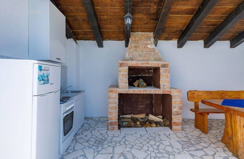 Rezanci House | Beautiful private villa for 8 guests with A/C, private pool, WIFI, TV and terrace