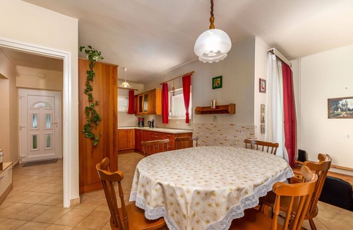 Fonyod House | Beautiful private villa with private pool, WIFI, TV, terrace, pets allowed and panoramic view