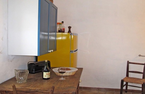 Airole Villa | Beautiful private villa for 2 people with WIFI, patio, pets allowed and parking