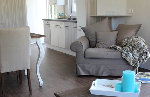 Susteren House | Beautiful private villa for 4 guests with WIFI, pool, TV and terrace