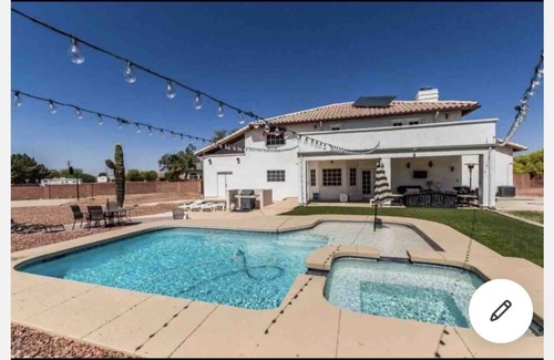 Peoria House | Beautiful property in Peoria with 7 bedrooms, 4.5 baths & pool! Close to stadium