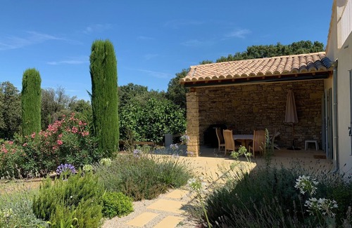 Saint-Siffret House | Beautiful Provencale villa with heated pool and spacious garden - close to Uzes