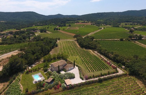 Cogolin Villa | Beautiful provencal villa surrounded by vignes close to St Tropez Heated pool AC