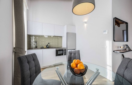 La Roqueta Apartment | Beautiful renovated studio penthouse