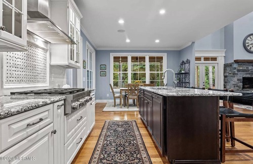 Pinehurst House | Beautiful recently constructed luxury home located 1 mile from Pinehurst #2.