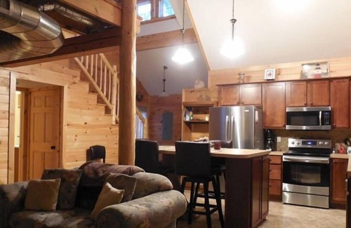 Baldwin Cottage | BEAUTIFUL RECENTLY CONSTRUCTED COTTAGE CLOSE TO BIG STAR! WE HAVE INTERNET!