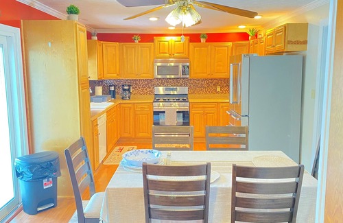 Myrtle Beach House | Beautiful relaxing home close to all Myrtle beach has to offer.