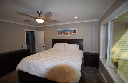 Incline Village Condo | Beautiful Remodeled Condo With An Open Floor Plan! 3 Beds with 2.5 Baths.