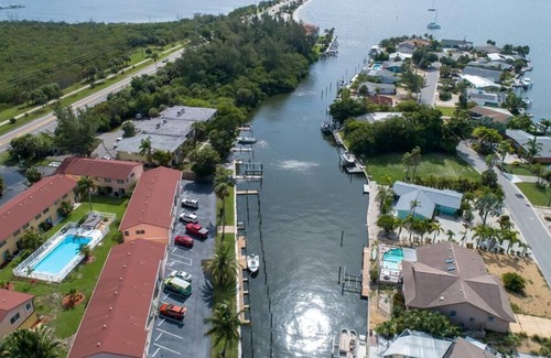 Whitney Beach Condo | BEAUTIFUL Remodeled 2 Bed/1.5 Bath Right on the Water w/Solar Heated Pool,...