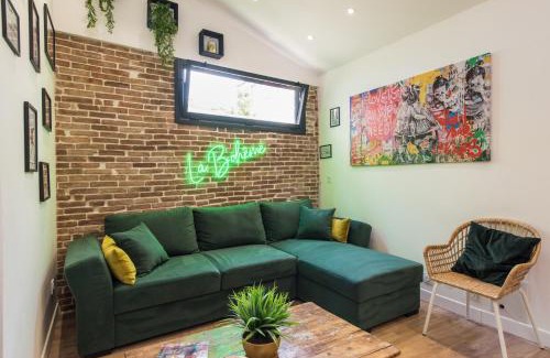 Hyeres City Centre Apartment | beautiful renovated apartment La bohême