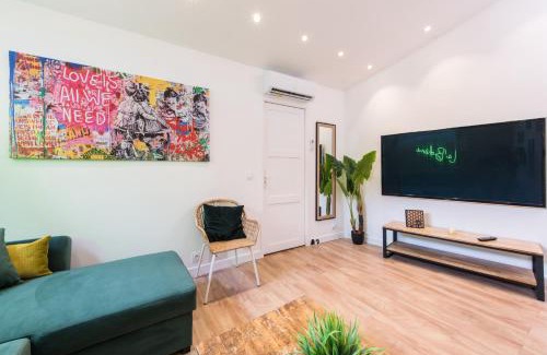 Hyeres City Centre Apartment | beautiful renovated apartment La bohême