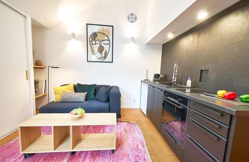 Part Dieu - Bir Hakeim Apartment | Beautiful renovated apartment Cours Lafayette near Halles Paul Bocuse