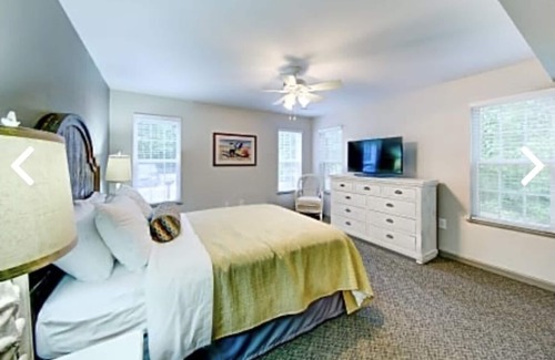 Kitty Hawk Resort | Beautiful resort at OBX, NC. Beach access, 3 bedrooms, 2 bath, 7/7-7/14.