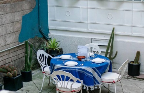 Downtown Mexico City Apartment | Beautiful Room in Mexican Colonial House