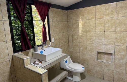 Suchitoto Bed & Breakfast | Beautiful room surrounded by nature, near the city of Suchitoto