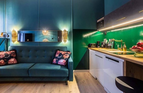 Katowice Apartment | Beautiful Słowacki studio | near railway station