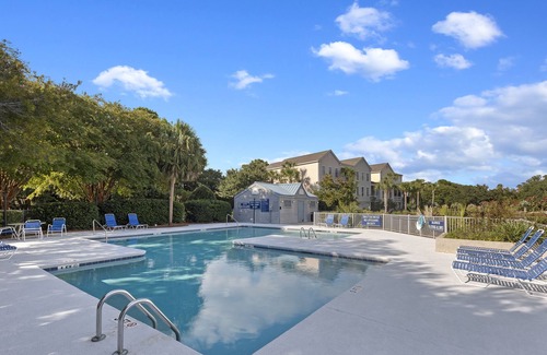 Seabrook Island Condo | Beautiful Seabrook Villa! Community Pool Access, Dog Friendly, Monthly Winter Rentals!