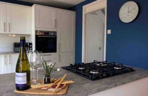 Wrafton House | Beautiful seaside retreat close to North Devon's white sandy beaches!
