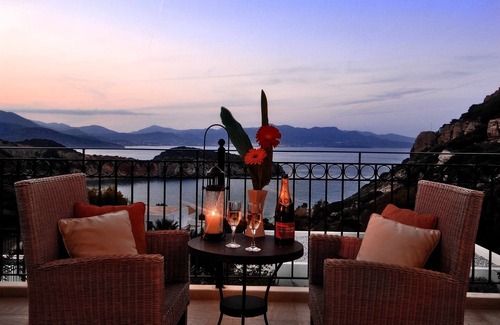 Istron Villa | Beautiful seaview villa with private sea water pool