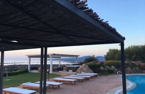 San Teodoro Apartment | Beautiful SeaView Apartment, 5 min from the beach, Pool, Free Wifi, Garden, Bbq
