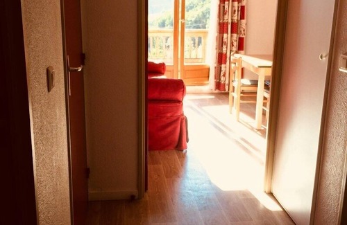 Saint-Sorlin-d'Arves Apartment | Beautiful south facing apartment, 50 m from the slopes, for 6 people