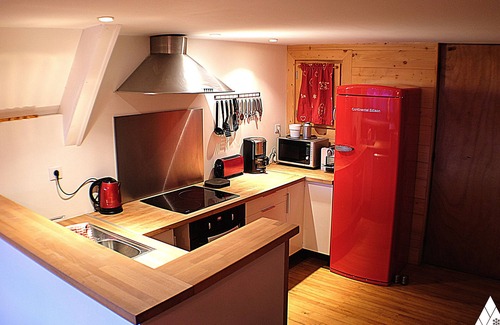 Viel-Alpe Ski Chalet | Beautiful south facing chalet up to 10 people