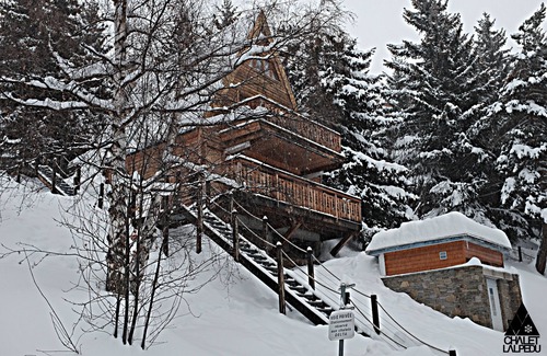 Viel-Alpe Ski Chalet | Beautiful south facing chalet up to 10 people
