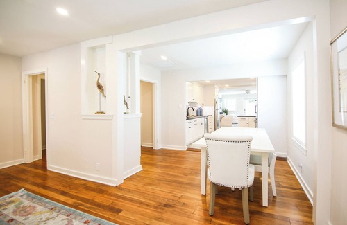 Saint Simons Island Cottage | Beautiful spacious home and pool, wi-fi, pool