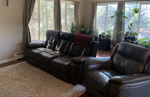 Kodiak House | Beautiful spacious home in the heart of Kodiak!