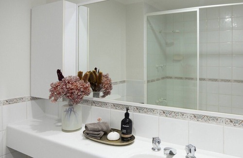 South Fremantle House | Beautiful , spacious, limestone townhouse in historic Fremantle