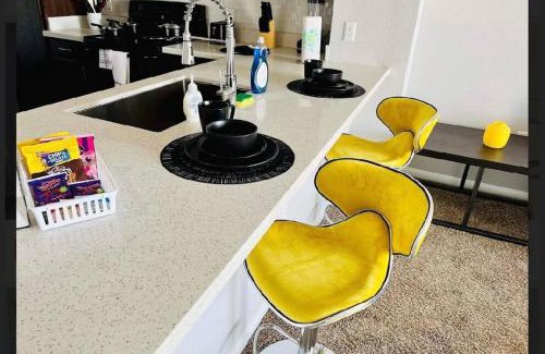 Atascocita Apartment | Beautiful spacious two bedroom & pool!