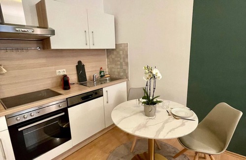 Wieden Apartment | Beautiful studio at the Naschmarkt, 5 minutes from the center and in an absolutely quiet location