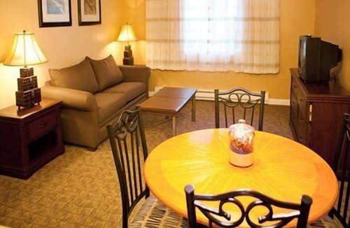 Brigantine Apartment | Beautiful studio unit at resort, sleeps 4