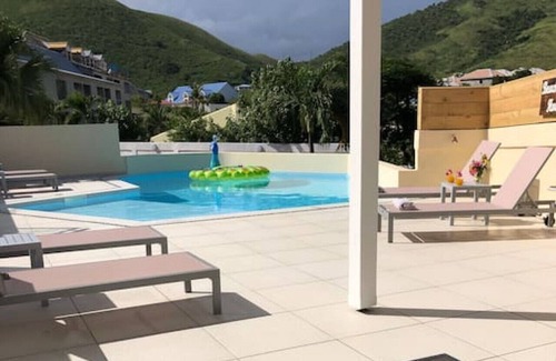 Cul de Sac Condo | Beautiful suite S5 with pool next to paradise Pinel Island