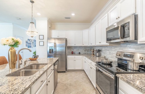 Arborwood House | Beautiful Sunny Fort Myers Home| Perfect for Snowbirds