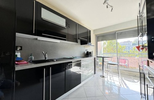 Royat Apartment | Beautiful T2 opposite the Royat spa and casino