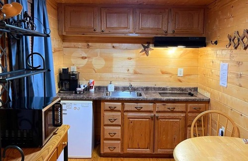 Markham Cabin | ★Beautiful Texas ranch retreat with lake.cabin#1 ★
