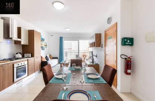 Bugibba Apartment | Beautiful, TOP NOTCH 1 BR APT just off the coast