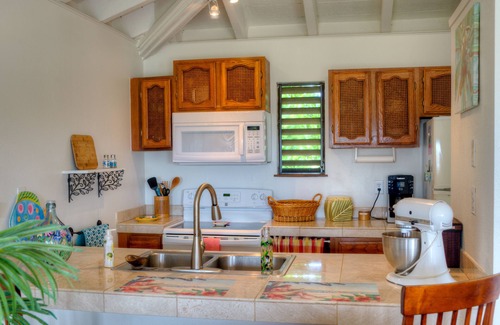 Maunaloa Condo | Beautiful top floor condo w/amazing view of Papohaku Beach
