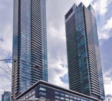 Downtown Toronto Apartment | Beautiful Unit in Heart of Downtown Toronto