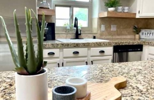 Superstition Springs House | Beautiful Updated Home with Heated Pool