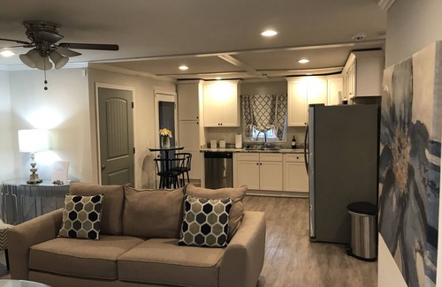 Atlanta House | Beautiful Upper Apt. Heart of Atlanta